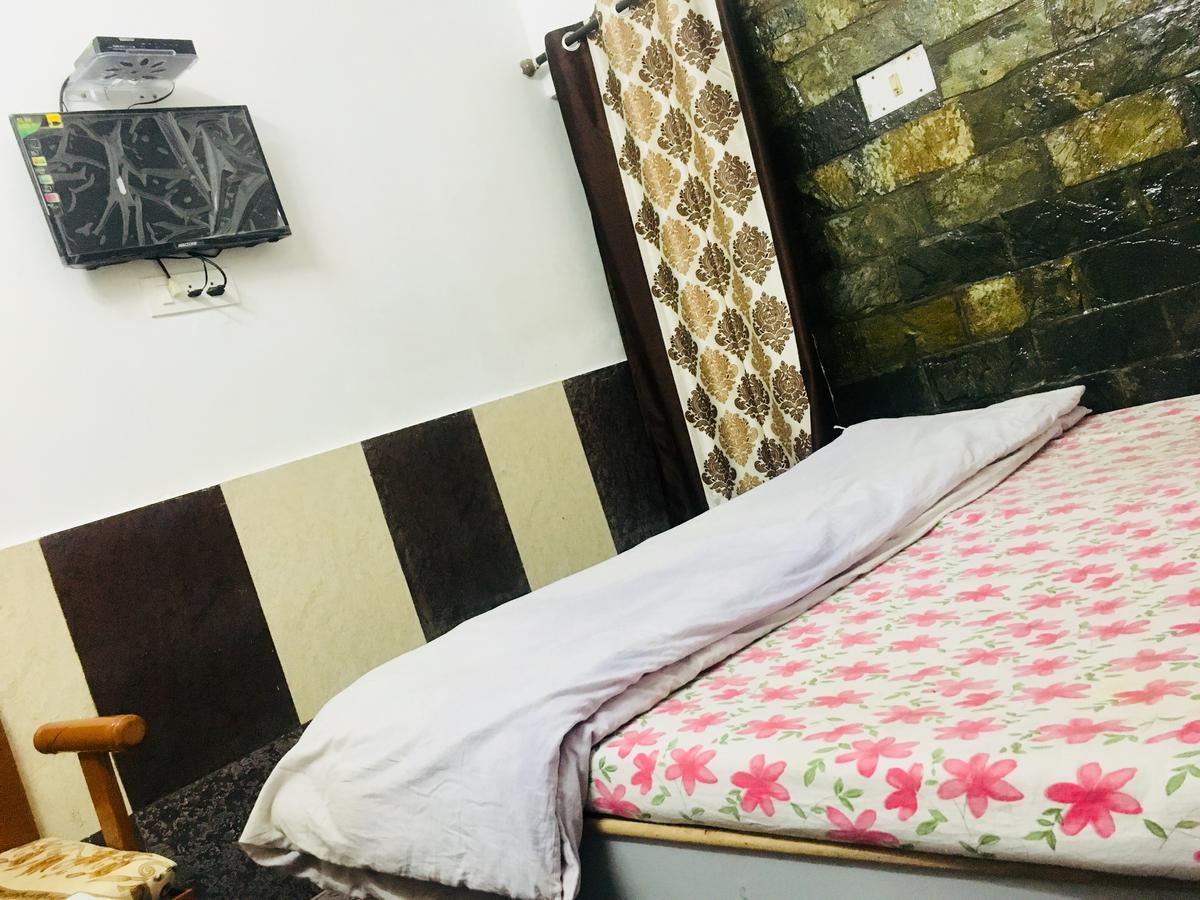 Hotel Heritage Sanyam Nāhan Екстериор снимка