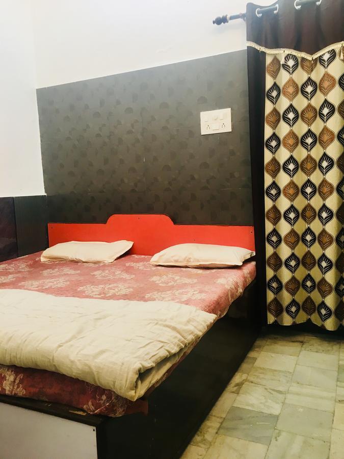 Hotel Heritage Sanyam Nāhan Екстериор снимка
