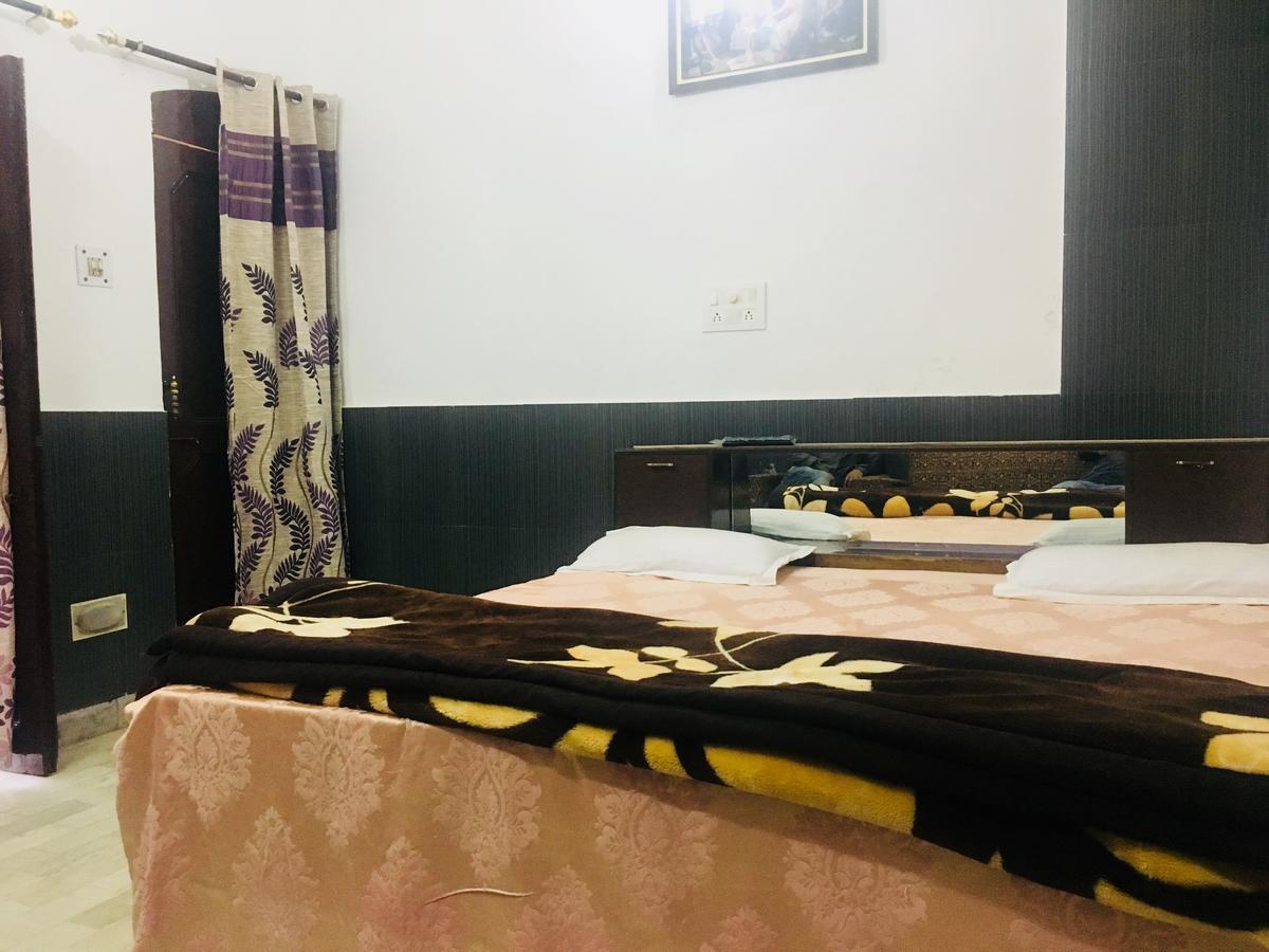 Hotel Heritage Sanyam Nāhan Екстериор снимка