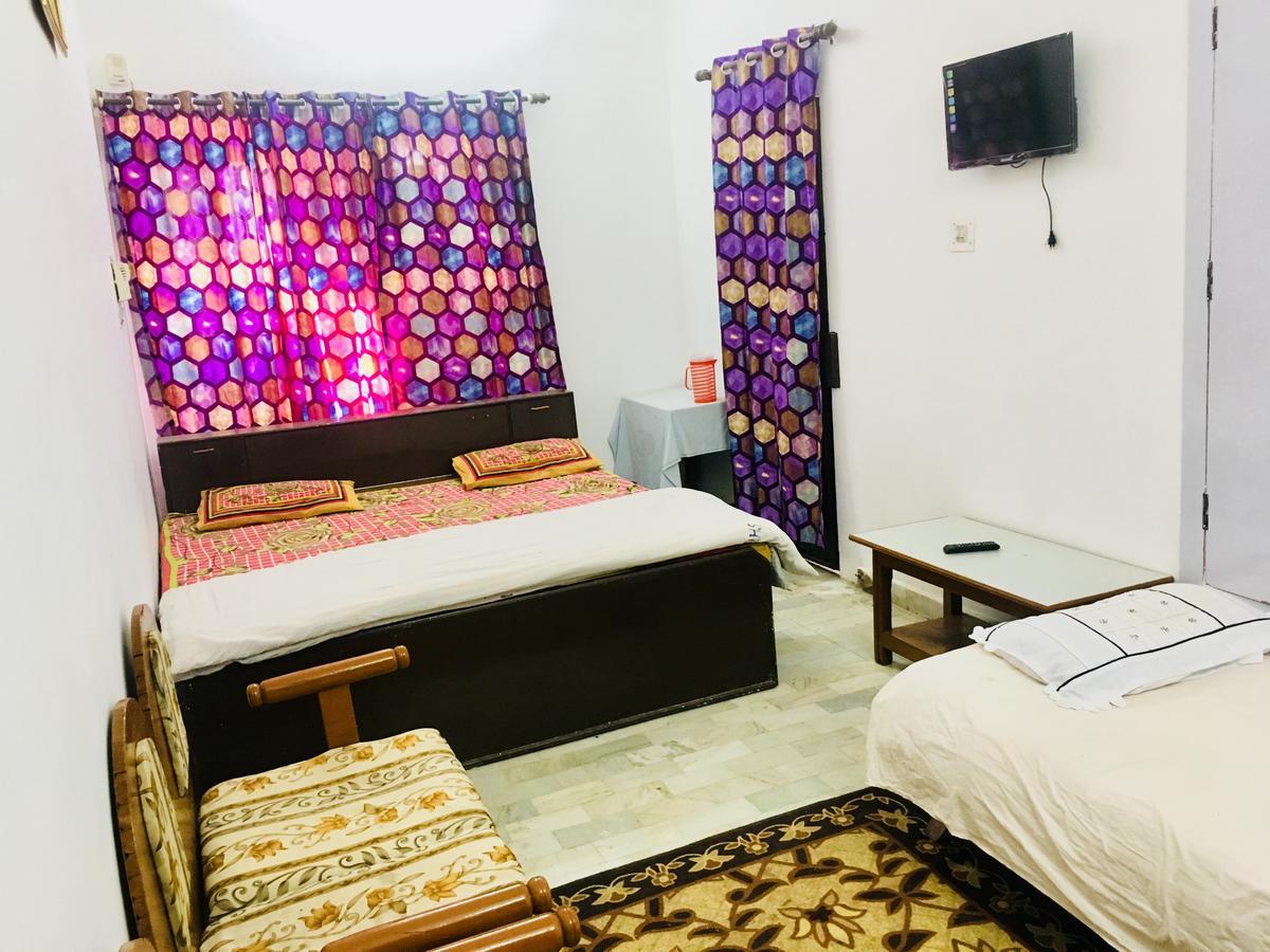 Hotel Heritage Sanyam Nāhan Екстериор снимка