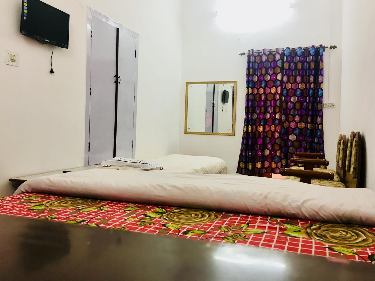 Hotel Heritage Sanyam Nāhan Екстериор снимка